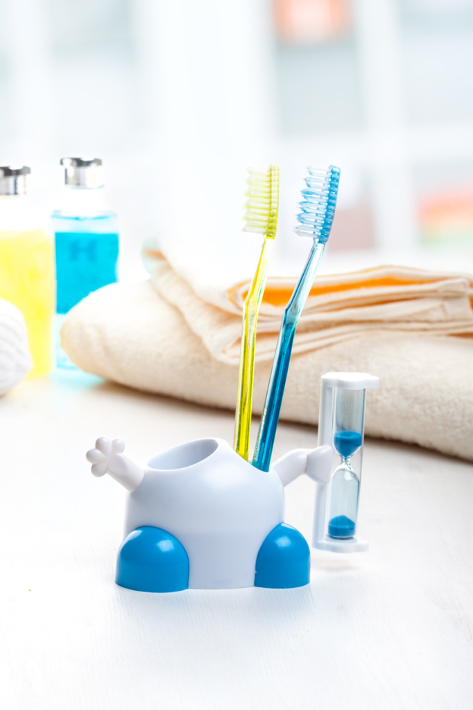 Toothbrush dispenser sales