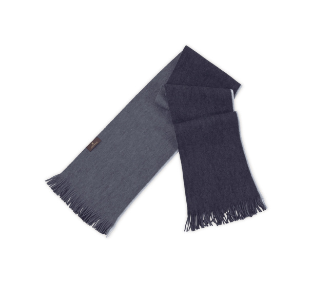 Coty scarf