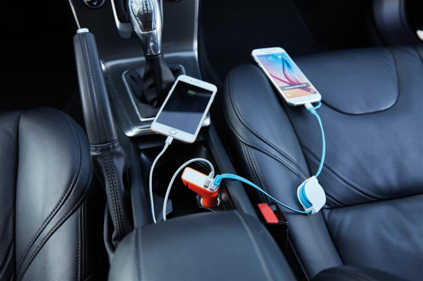  Dual port car charger with belt cutter and hammer