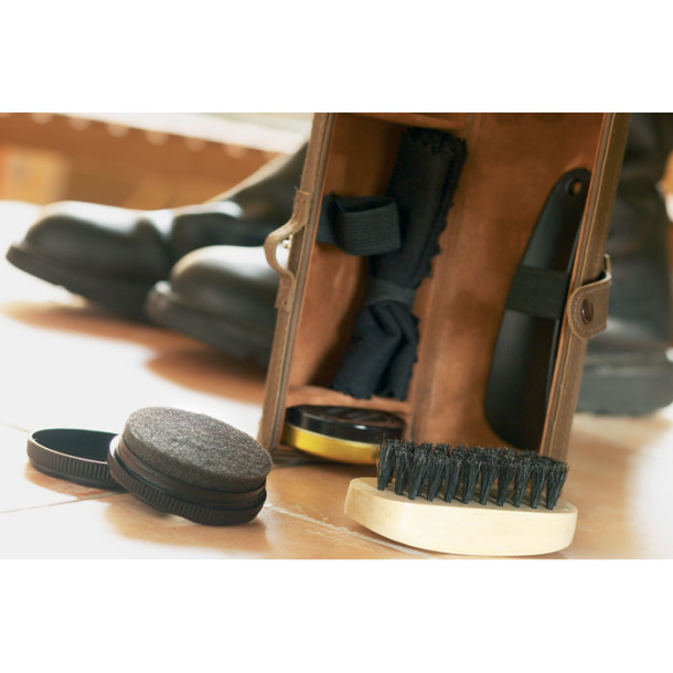 GENTLEMAN Shoe polish kit