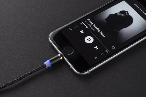 MAGNETIC 3 in 1 USB cable