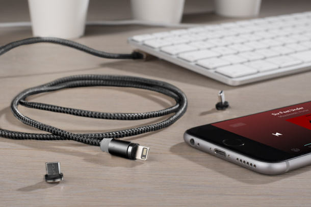 MAGNETIC 3 in 1 USB cable