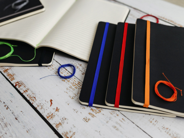 LYON A5 notebook with elastic band - PRO BOOK