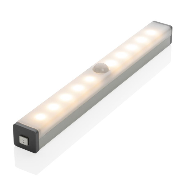  LED svjetlo sa senzorom pokreta
