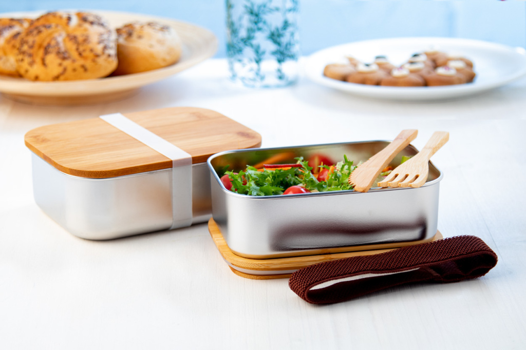 Where to sales find lunch boxes