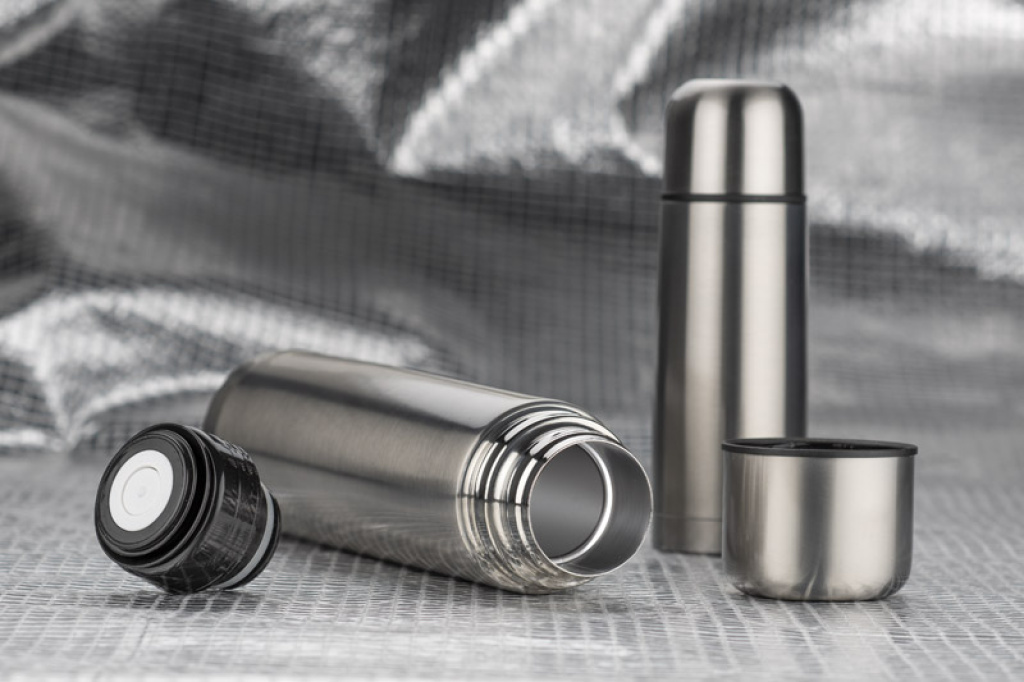 Vacuum flask clearance