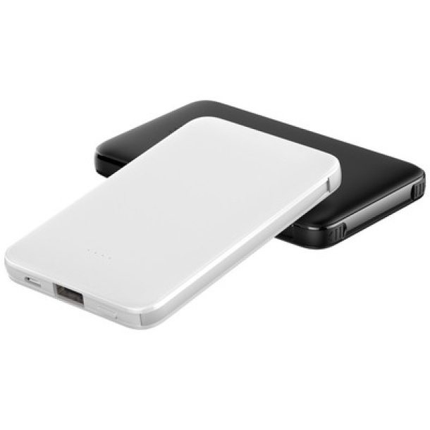  Power bank 5000 mAh with integrated cables, adapter included