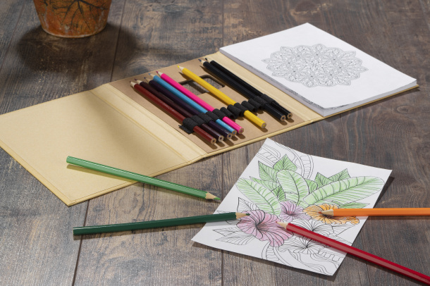 BETSO Coloring book with crayons