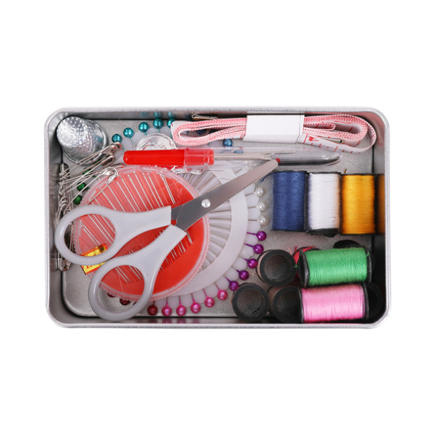 MODISTE sewing kit