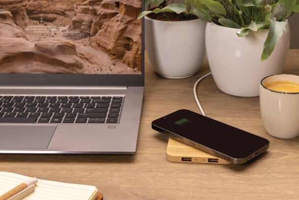  FSC® bamboo 10W wireless charger with USB