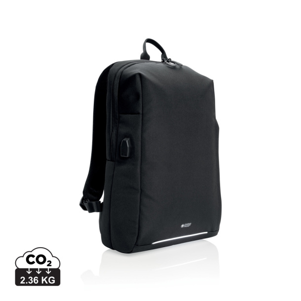  Swiss Peak AWARE™ RFID and USB laptop backpack