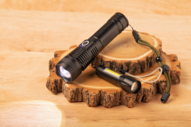 Chargelight Zoom rechargeable flashlight